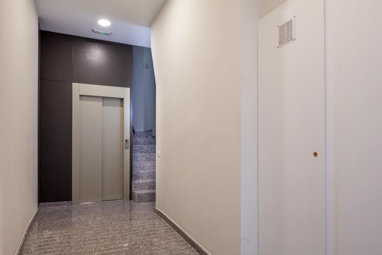 Mediterranean Barcelona Apartments Екстер'єр фото